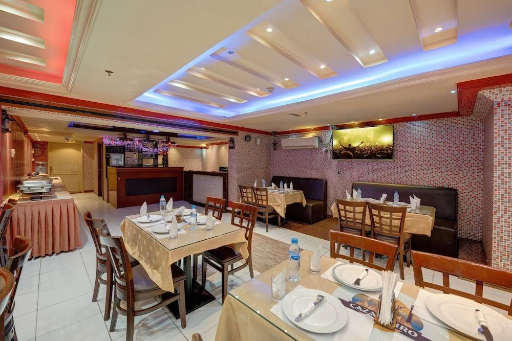 Delmon Palace Hotel Dubai Bagian luar foto