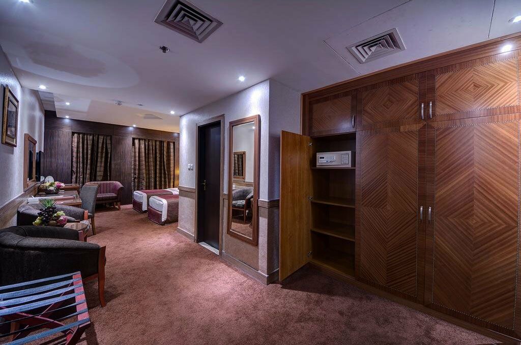 Delmon Palace Hotel Dubai Ruang foto