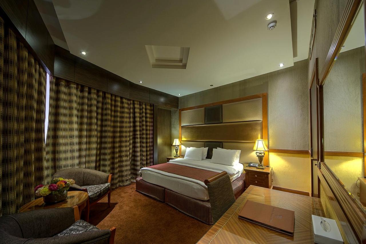 Delmon Palace Hotel Dubai Ruang foto